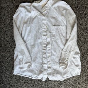 Universal thread White Button-Up Shirt size medium